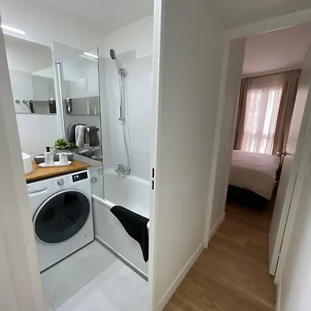 Apartamento Cosy With Parking - Paris La Défense Courbevoie